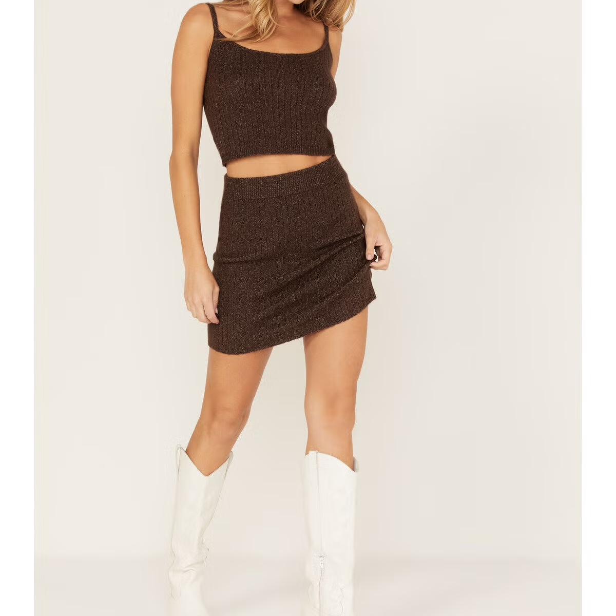 Ribbed Knit Elastic Waist Mini Skirt